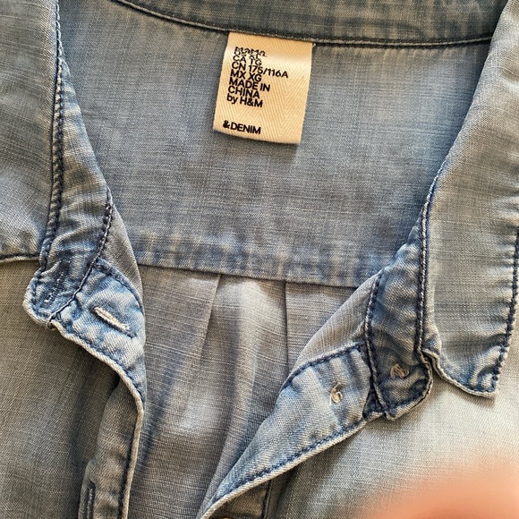 Jeans shirt with pockets - Picture 3 of 3